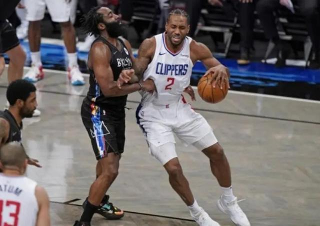 开云网站-限制莱昂纳德效果极佳 杜兰特：哈登的防守被低估